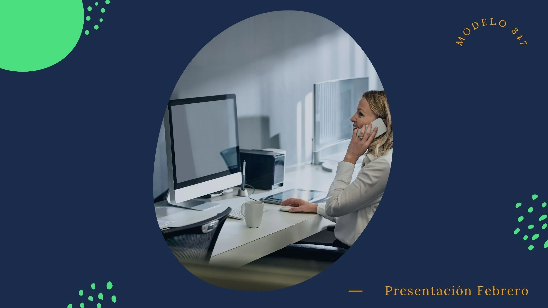 Asesora revisando que los ingresos y gastos presentados en los trimestres coincide con el de su proveedor o cliente. Presentación del modelo 347 con total fiabilidad.